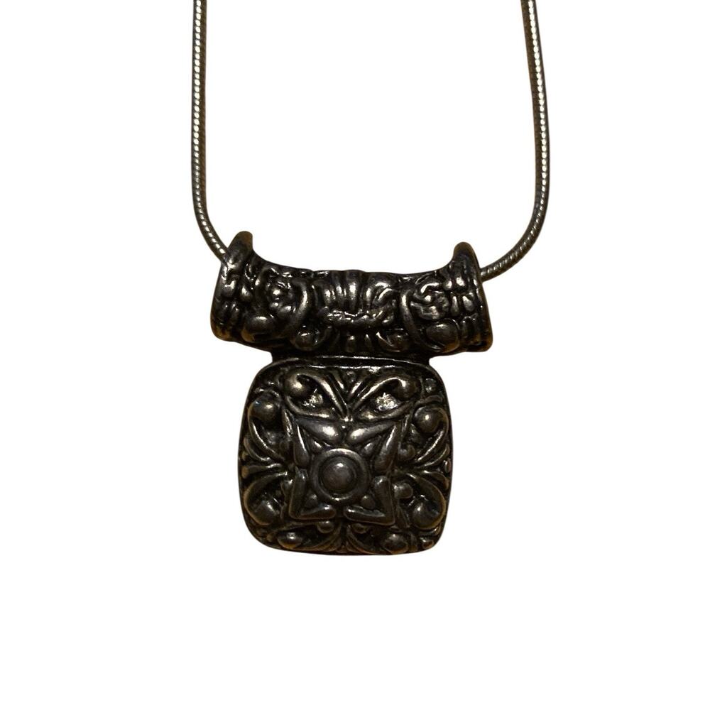 Premier Designs Square Silver Tone Embossed‎ Pendant Necklace